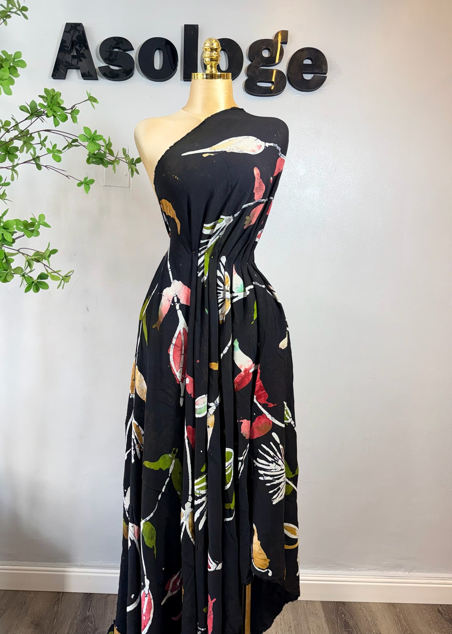 Flowery patterned Adire