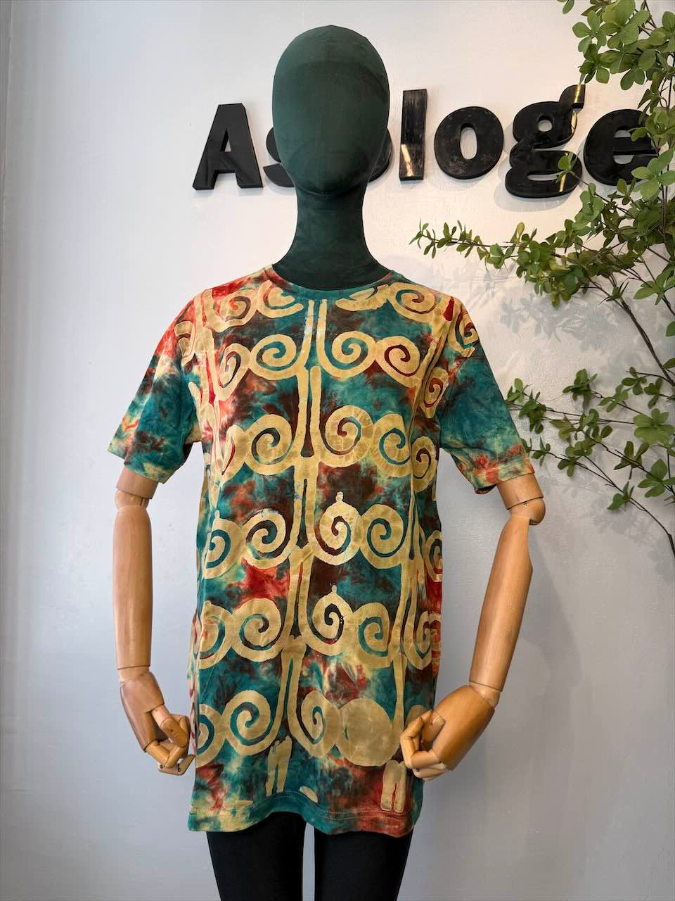 Olo Adire Tshirt XL