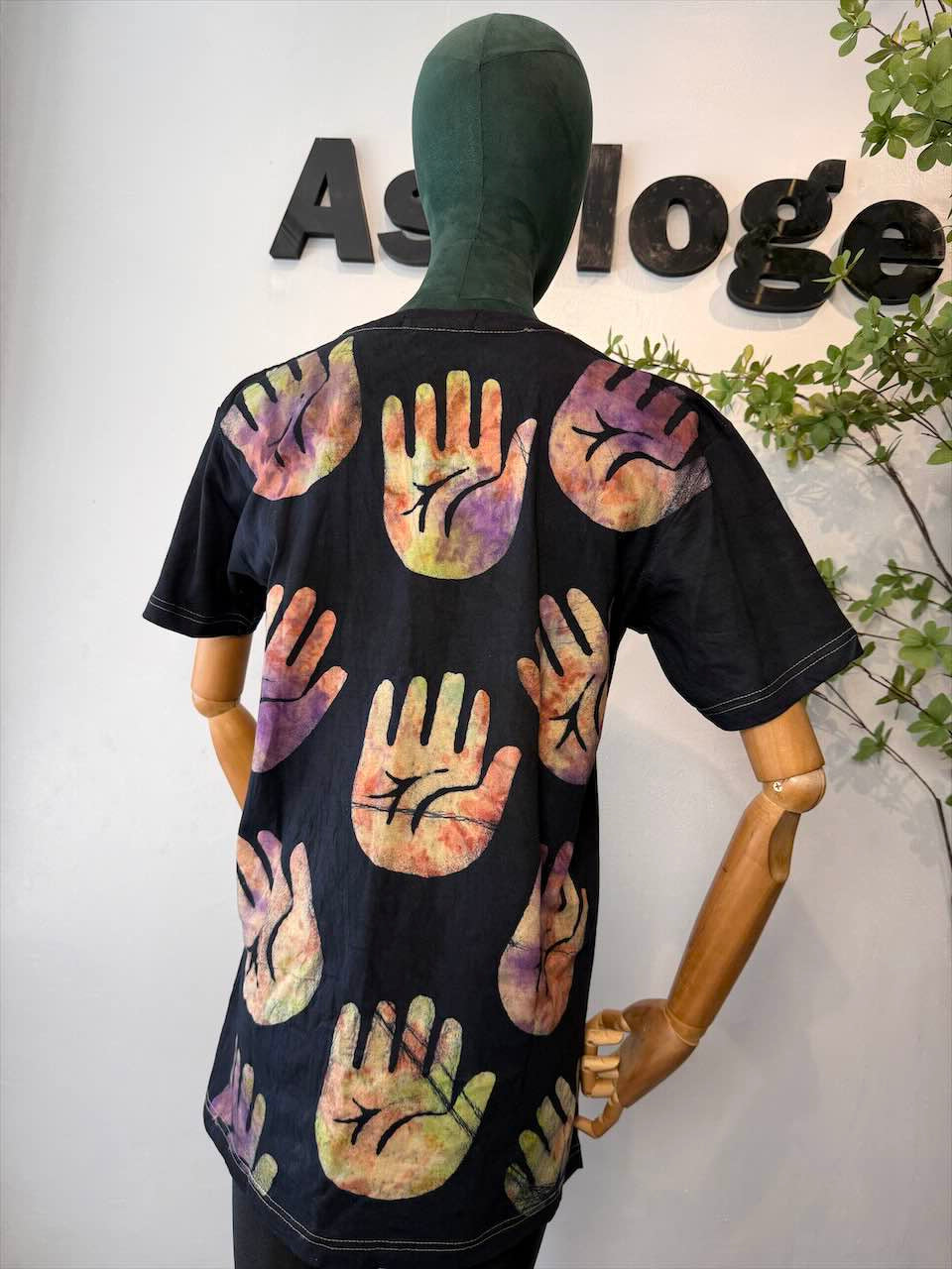 Irepo Adire Tshirt L