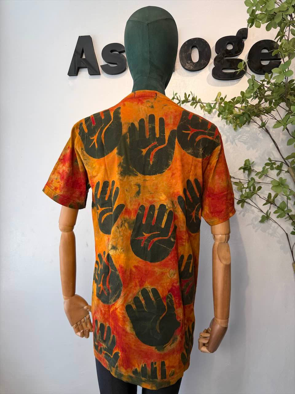 Irepo Adire Tshirt L