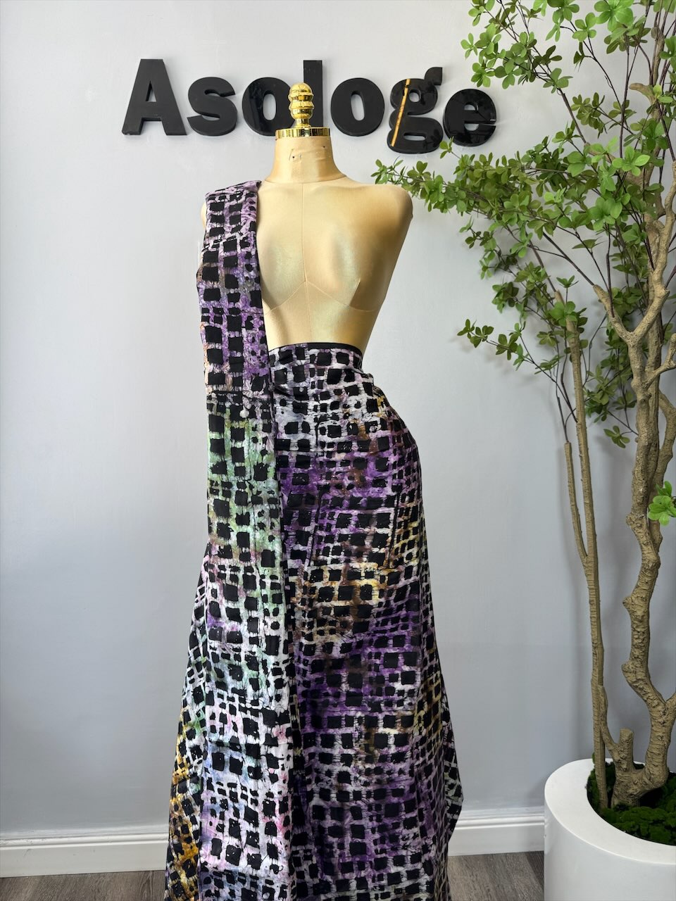 Adire brocade pinkie