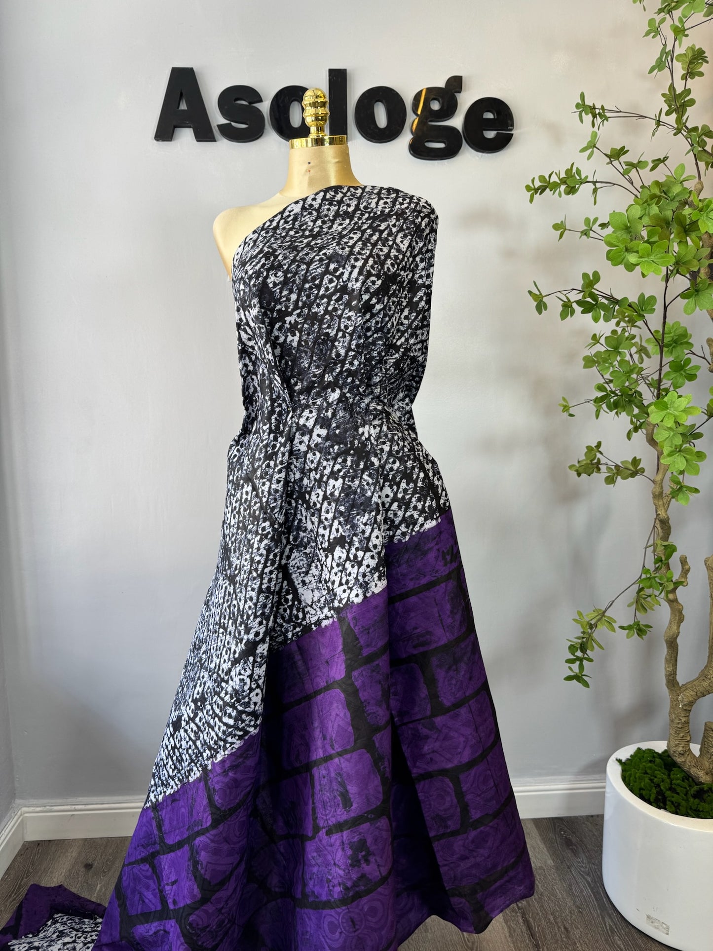 Adire soft Brocade crown