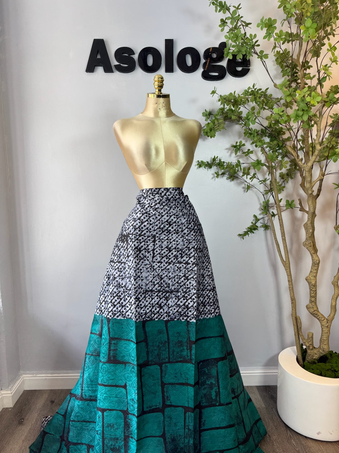 Adire soft Brocade crown