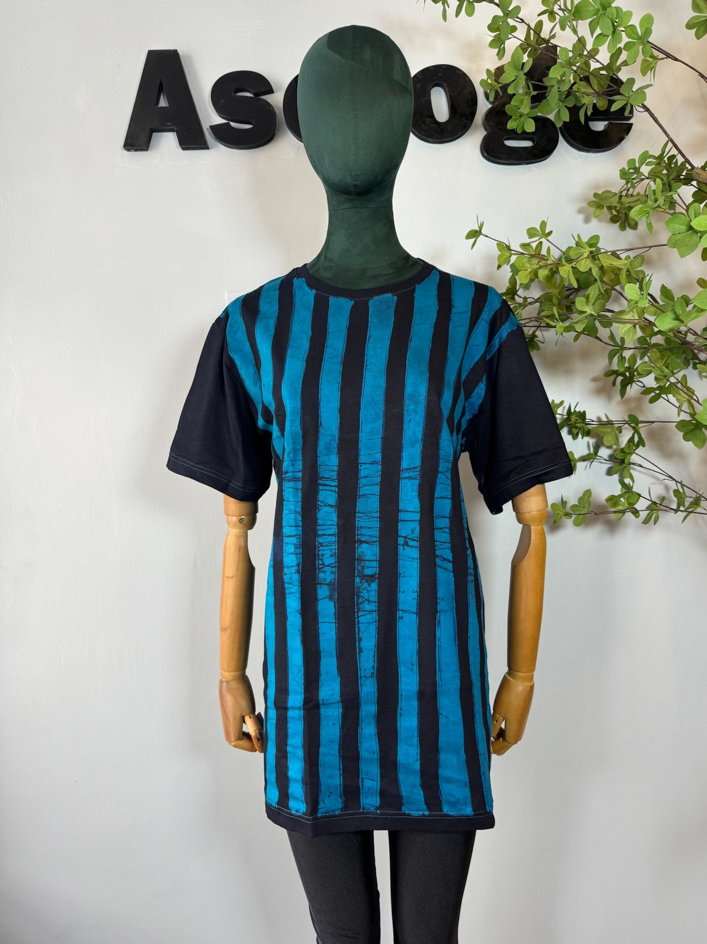 Blue Strip Batik T-shirt XL