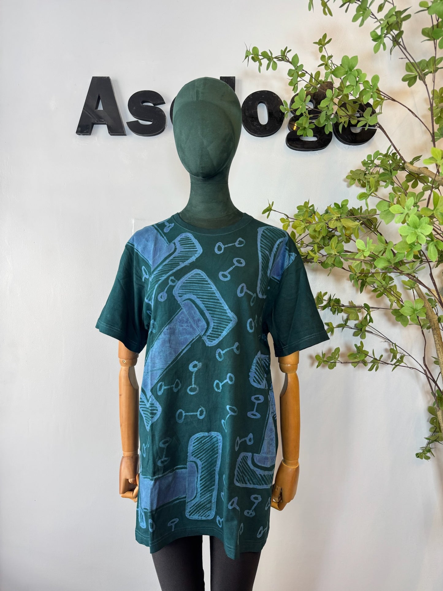 Dumbell Adire T-shirt