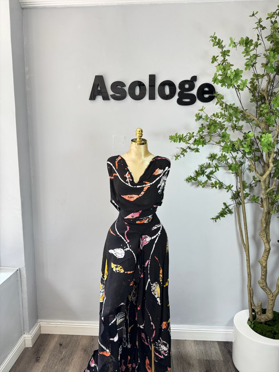 Flowery patterned Adire